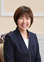 村上 亮子